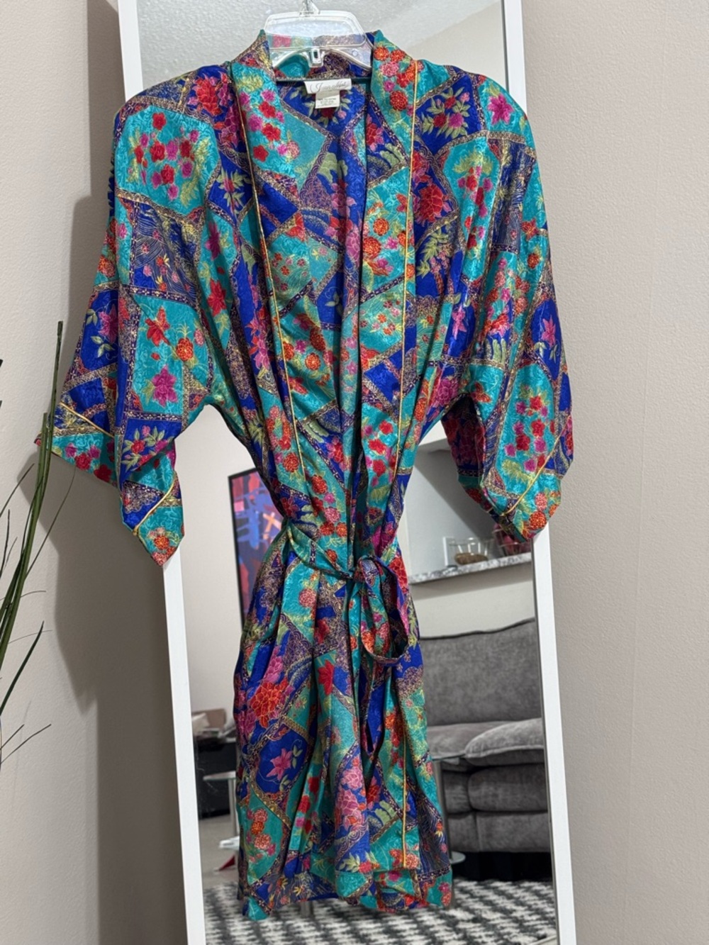 Vintage Floral Satin Kimono Robe Jacket Medium Colorful